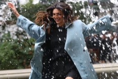 Kendall Jenner dares to splash around in a NYC fountain and more star snaps