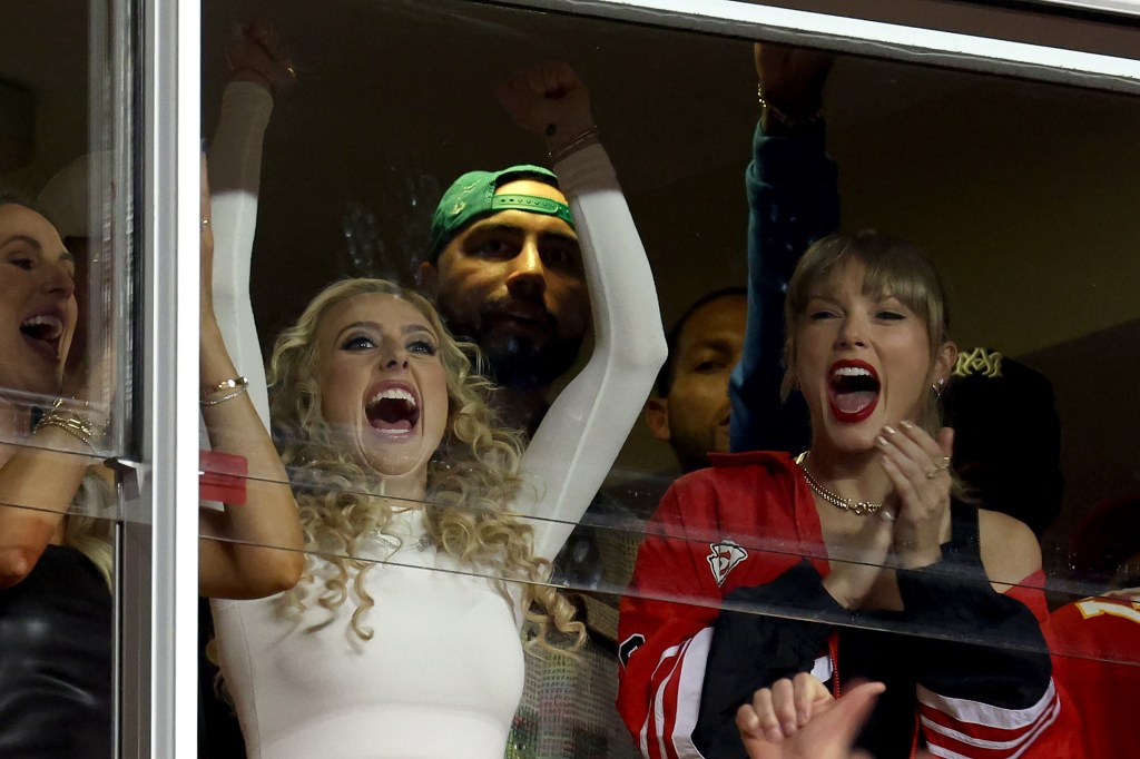 taylor swift and brittany mahomes kansas city chiefs game